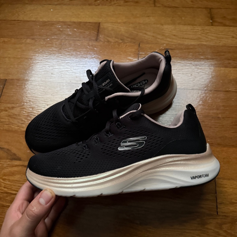 Womens Black Vapor Foam Skechers